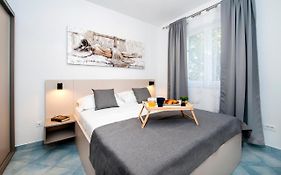 F&R Apartments II